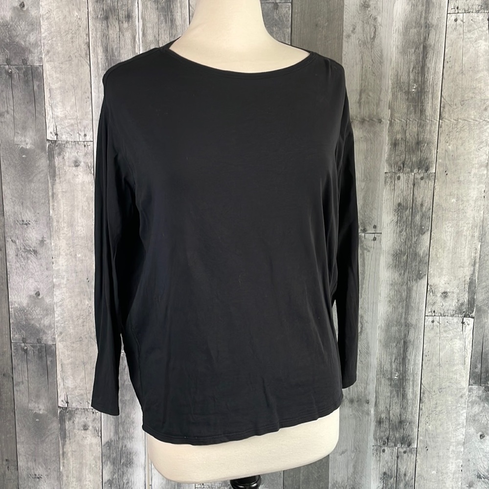 Lululemon Back In Action long sleeve black